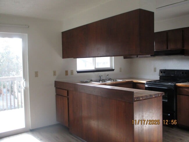 Photo - 1128 Ruby Ct