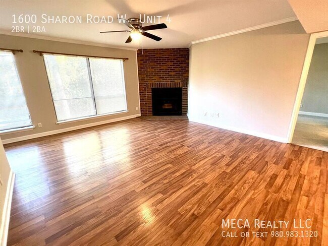 Photo - 1600 Sharon Rd W Unidad 4