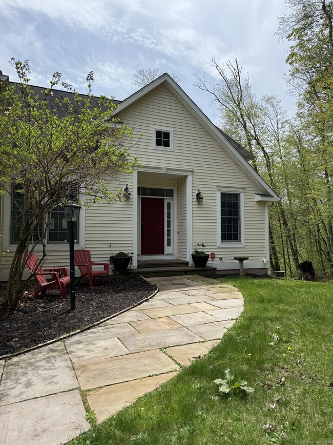 Photo - 29 Chestnut Hill Rd House