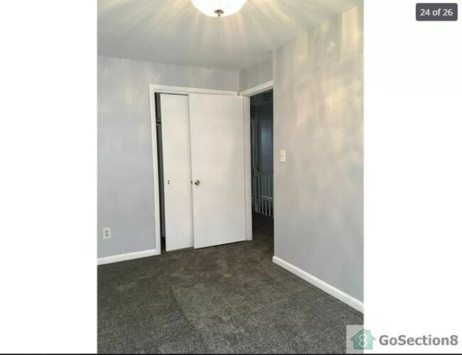 Photo - 974 Elton Ave