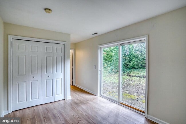 Photo - 93 Downey Oak Cir