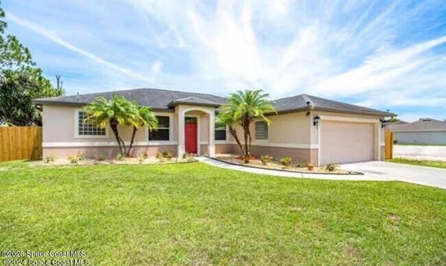 463 Eldron Blvd NE