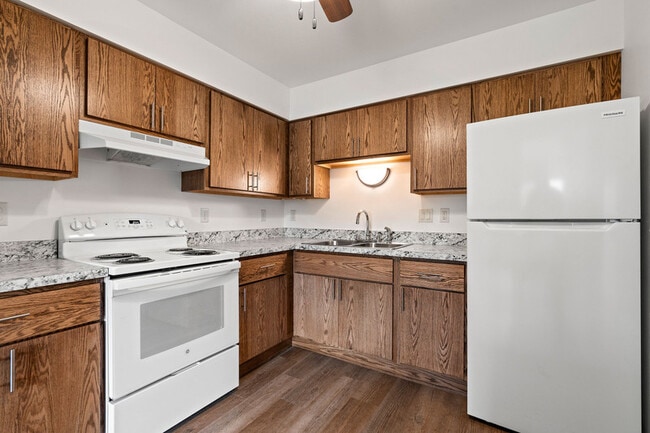 Mayville Heights Apartments