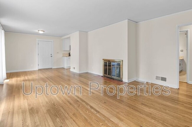 Photo - 9520 SW Cypress St