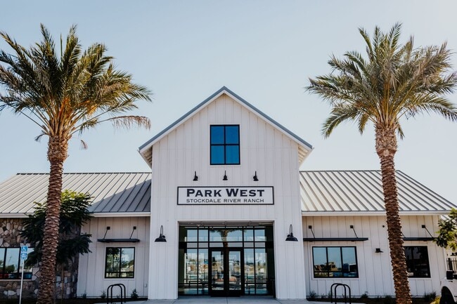 Building Photo - Park West at Stockdale River Ranch Rental