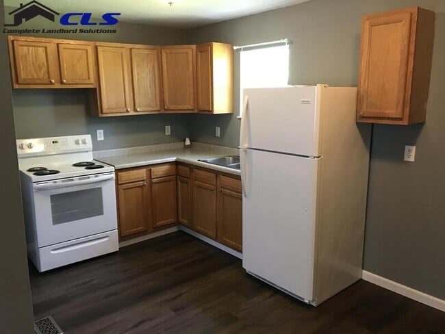 Photo - 828 N 12th St