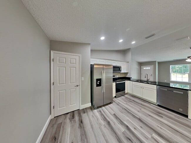 Photo - 3107 W Eunice St