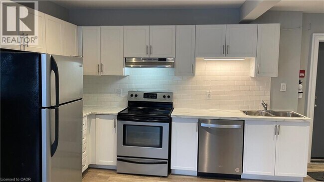 Photo - 468 Main St E Unité 5