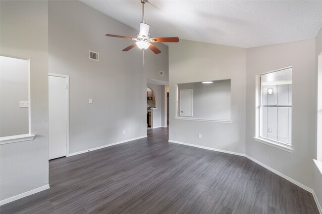 Building Photo - 3118 Lucida Ln Rental