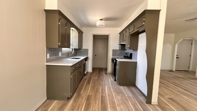 Photo - 726 Garden Grove