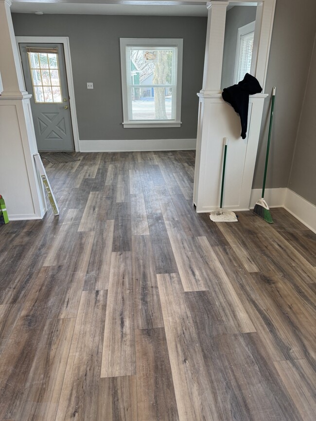 Photo - 504 S Jefferson St