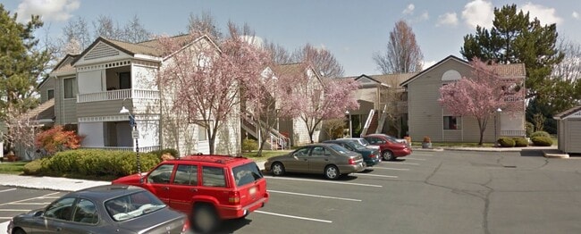 Building Photo - 556 G St Unit #556