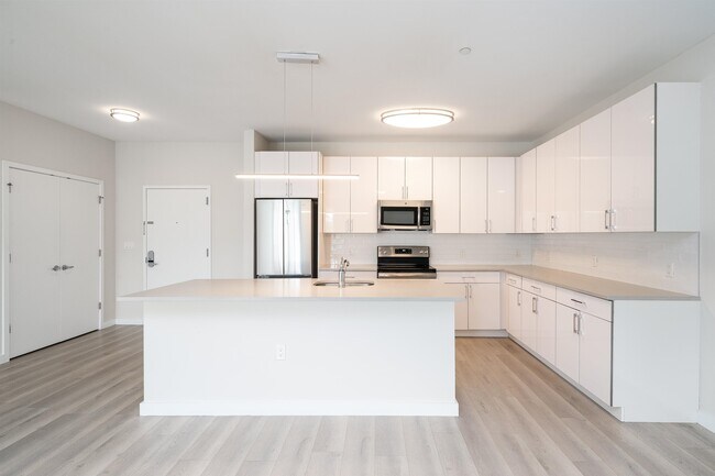 Building Photo - 16 Bennett St Unit 506 Rental