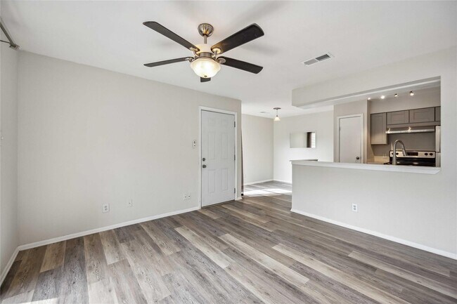 Photo - 15534 Zabolio Dr