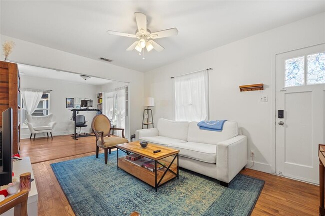 5504 Joe Sayers Ave