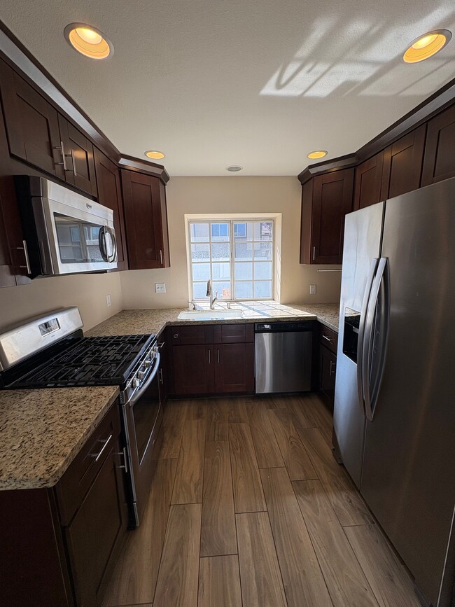 Photo - 2652 Santa Ana Ave