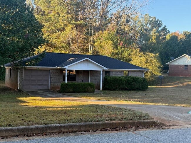 Photo - Charming 3 bedroom 1 bath house