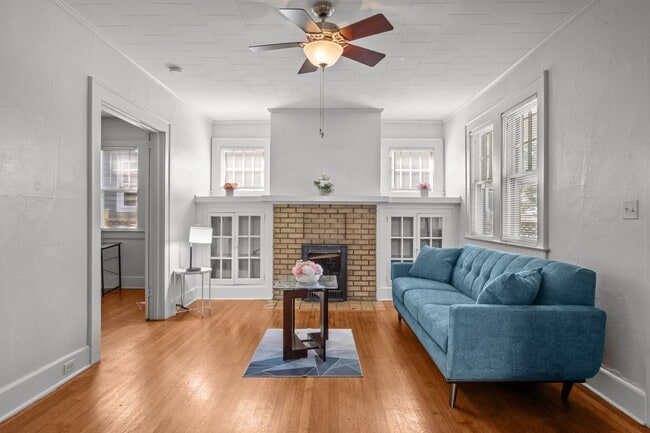 Photo - Spacious 5-Bed Home with Front Porch, Deck...