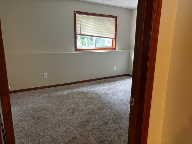 Photo - 11331 W River Rd Unit First Floor