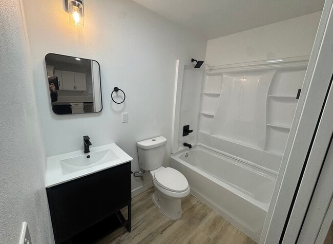 Photo - 5759 NE Sumner St Unit 1