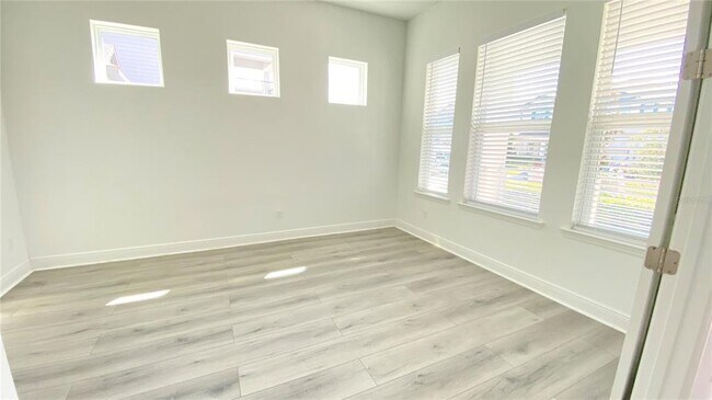 Photo - 5204 Citrus Leaf Blvd