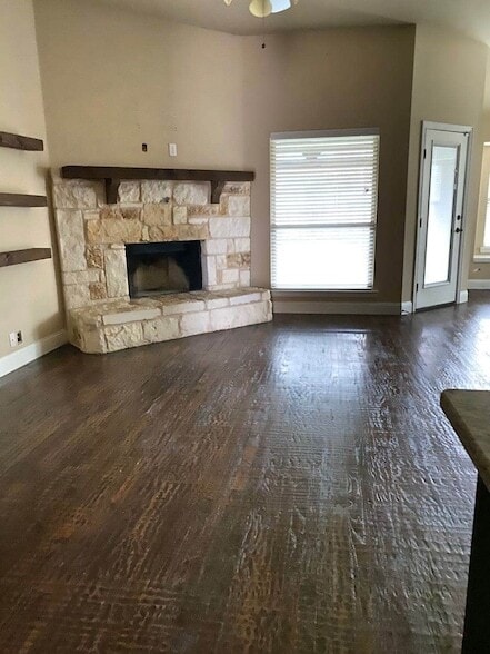 3501 Holly Rd