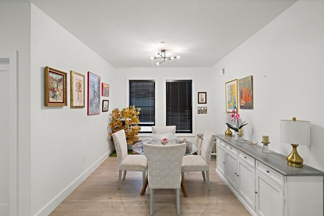 Photo - 68 Armandine St Unit 3