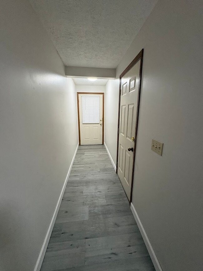 Photo - 4646 Castlebar St NW Unit 4648