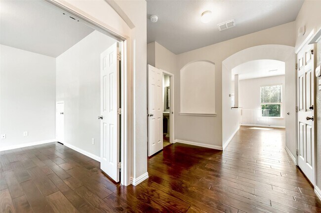 Photo - 3100 Whispering Pine Blvd