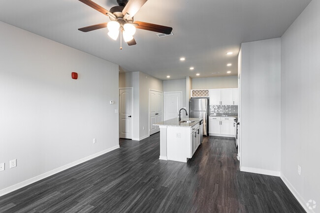 Monarch (A2): 1 Bedroom, 1 Bathroom, and 867 sqft - Aventura at Wild Horse Creek