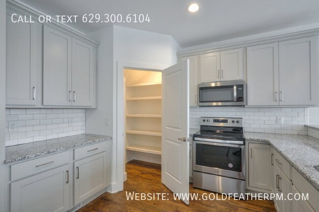 Photo - 2224 24th Ave N