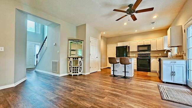 Photo - 94 Blairmore Dr