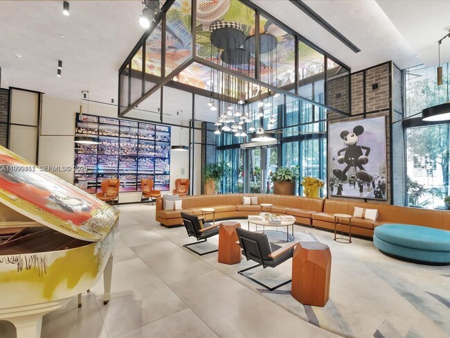 Photo - 121 NE 34th St Unidad 1610