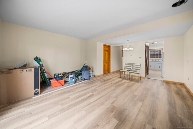 Photo - 161 Kinney St