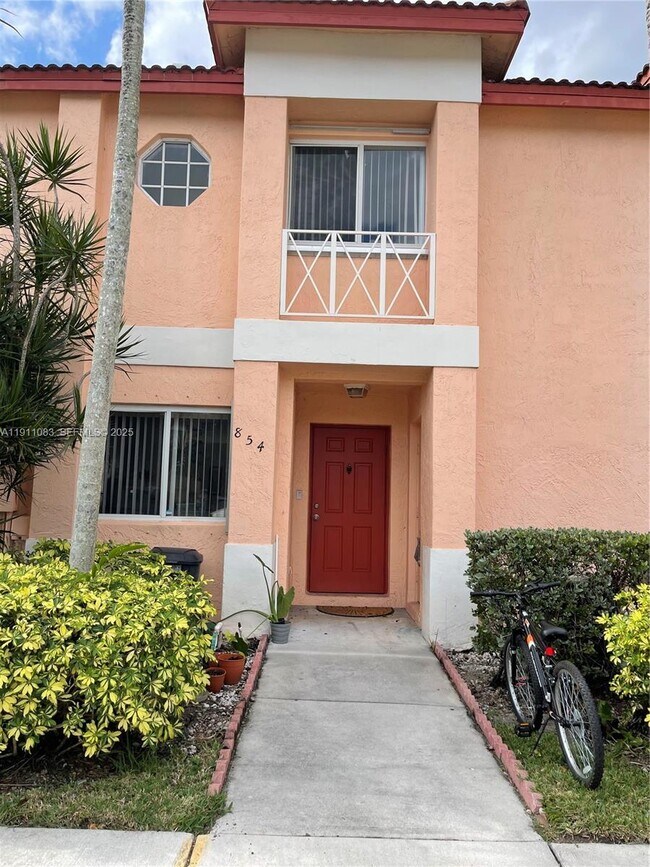 Photo - 854 NW 208th Dr