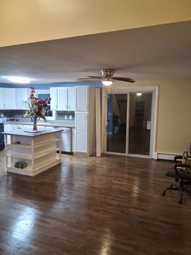 Photo - 775 Knotty Oak Rd