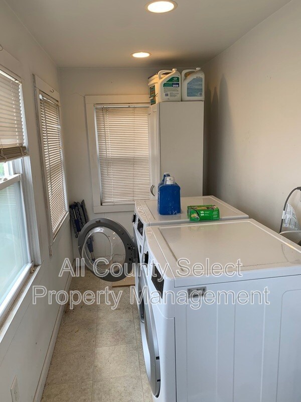 Photo - 195 Jefferson Ave Unit #1