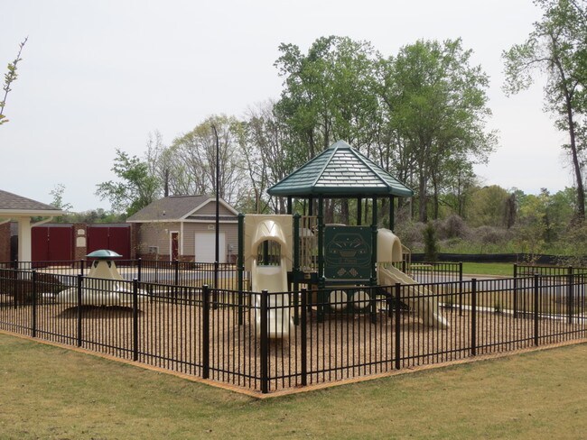 Photo - Camden Pointe