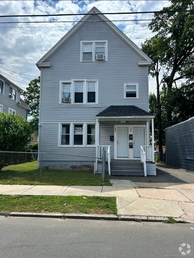 Building Photo - 628 2nd Ave Unit 1 Rental