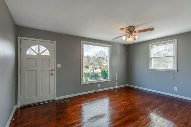 Photo - 3259 Panorama Dr