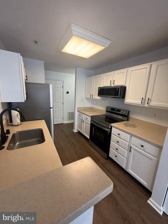 Photo - 6413 Weatherby Ct Unidad D