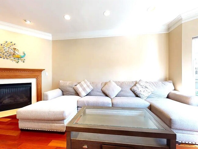 Photo - 70 Osprey Ct