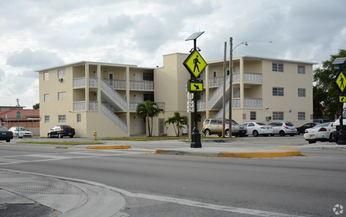 Photo - 5101 W Flagler St Apartments