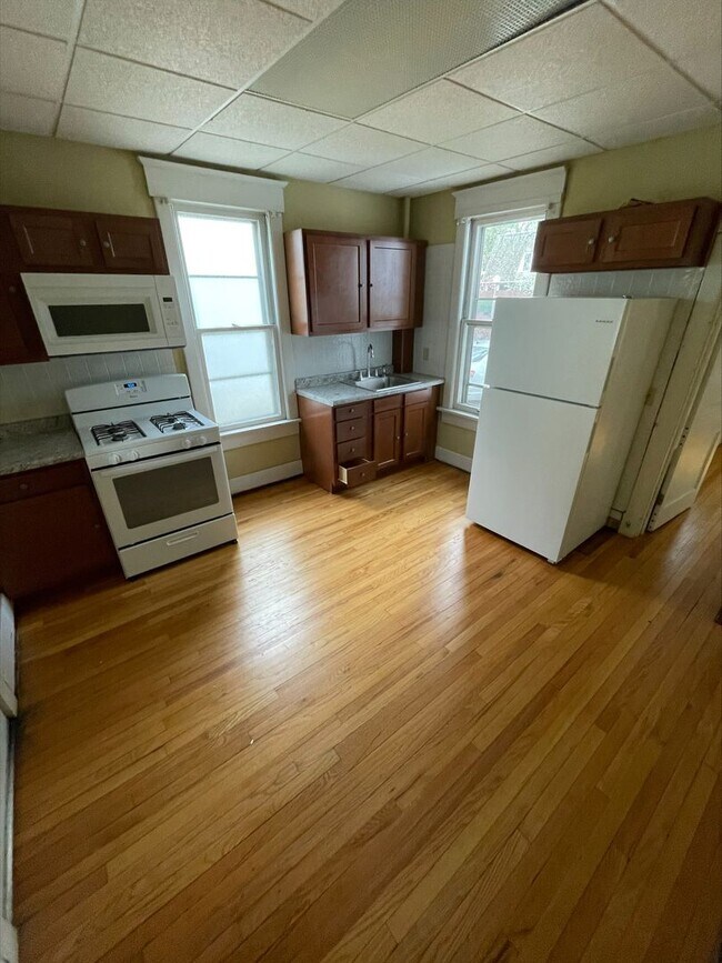 Photo - 606 W Iowa St