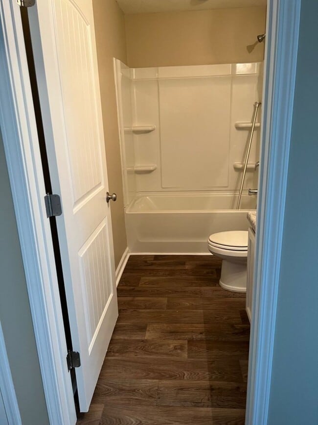 Photo - Spacious Modern Home in a Quiet Community!