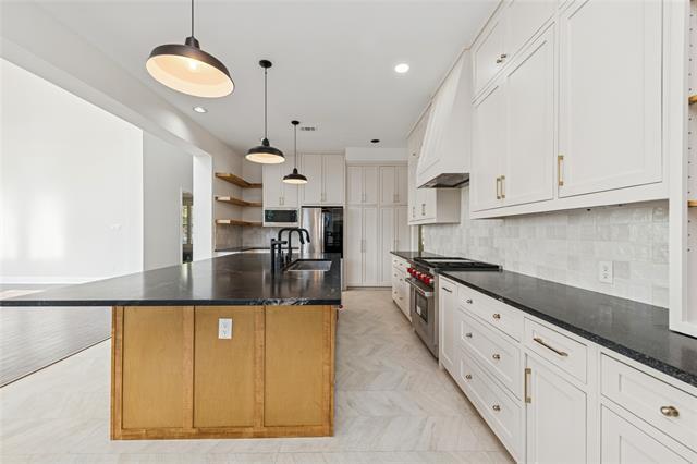 Photo - 2107 Spindletop Trail