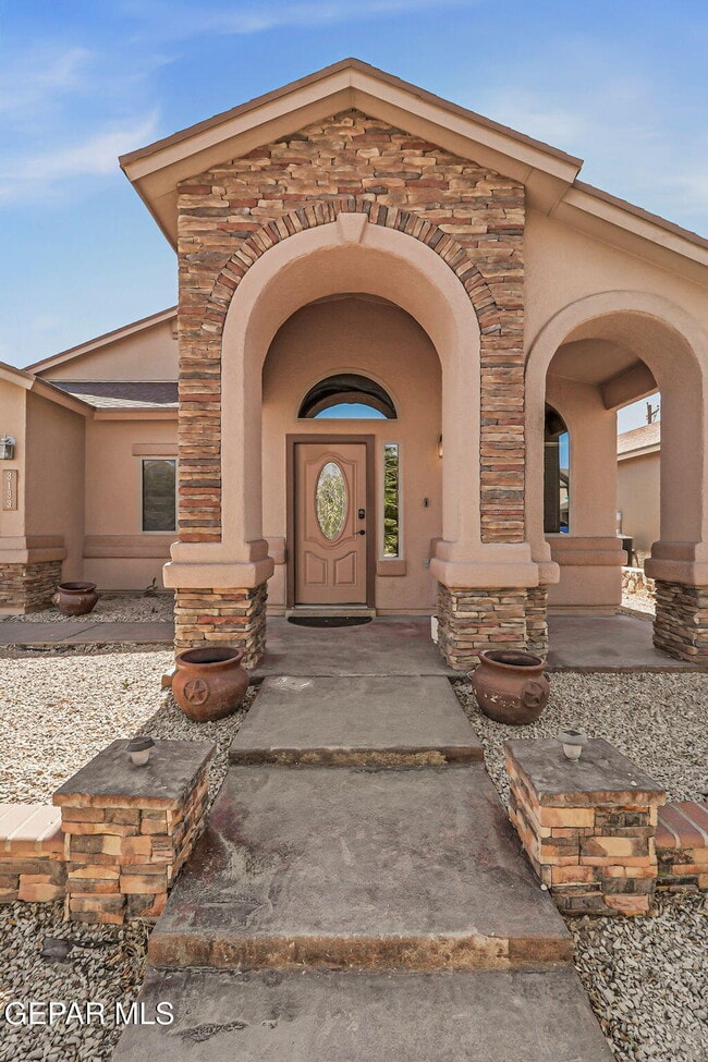 Photo - 3133 Clearbrook