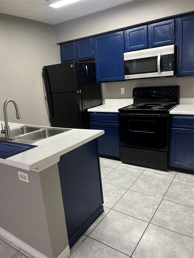 Photo - 3900 Woodchase Dr Unidad 163