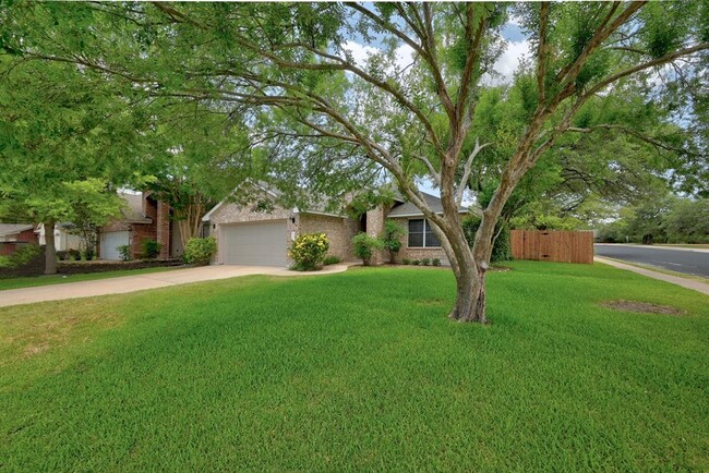2201 Portwood Bend Cove