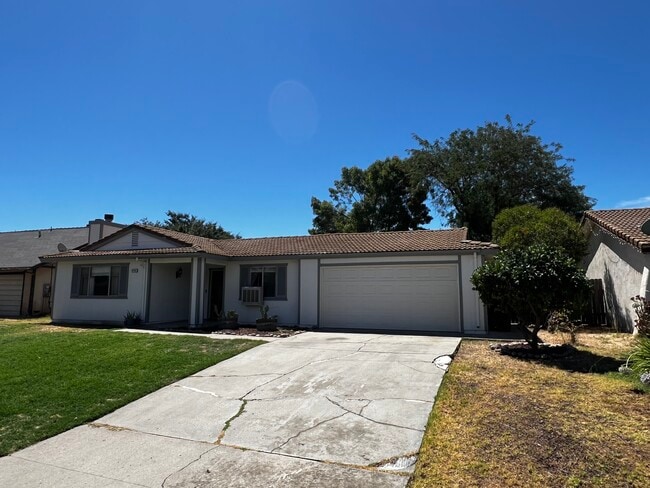 Building Photo - 27142 San Carlos Ave Rental